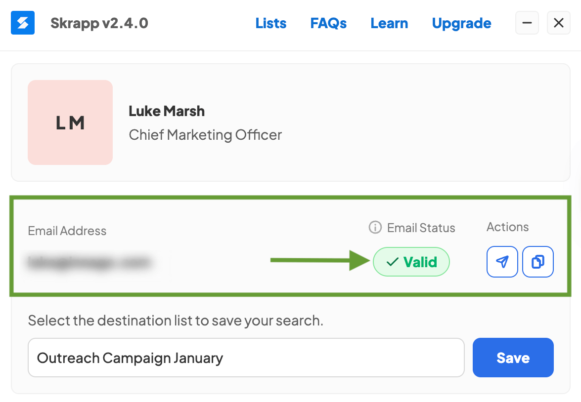 Screenshot of personalized email search on LinkedIn using the Skrapp Chrome extension