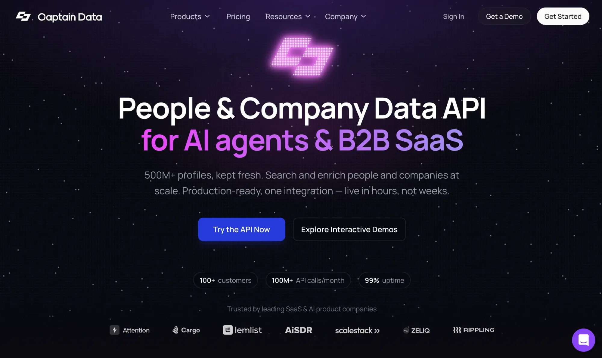Captura de tela do site da ferramenta Captain Data para scraping no LinkedIn